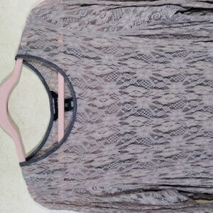 2/$10 05186 Ali Miles 2 piece gray & tan lace tunic and cami set 1X